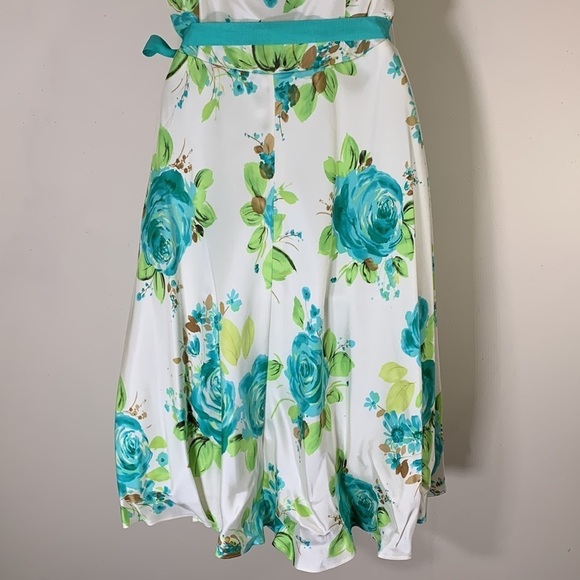NWT. Banana Republic 8 Silk Floral Midi Dress with 3D Flower & Ribbon Belt. - Picture 10 of 10
